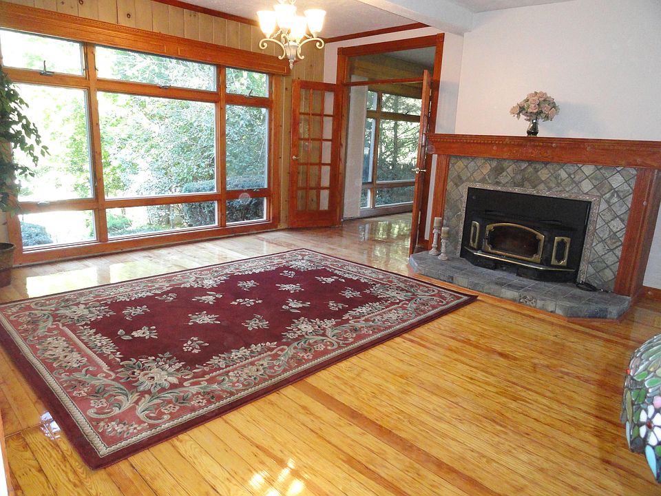 Living Room with Fireplace