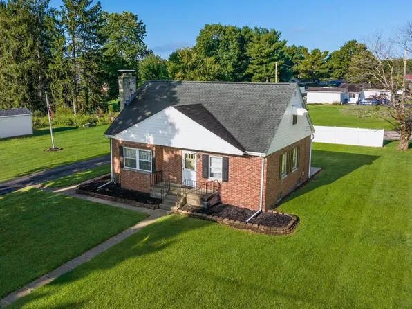 691 Jefferson St, Utica, OH 43080
