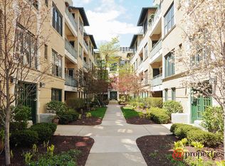 4320 N Clarendon Ave APT 2031, Chicago, IL 60613