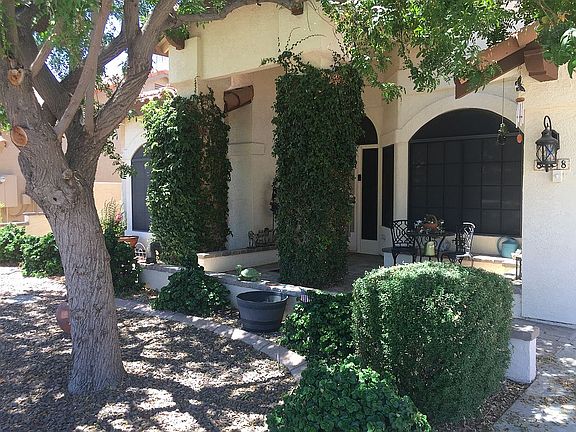 3rd image of 338 N Corrine Dr