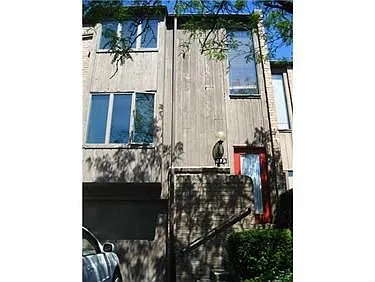 272 Elm Ct photo 1