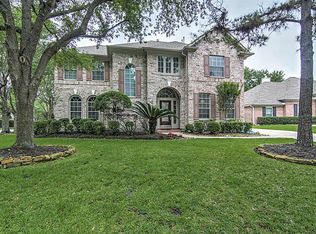 9322 Walnut Brook Ct, Houston, TX 77040
