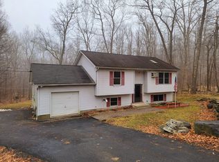 3676 Bristol Cir E, East Stroudsburg, PA