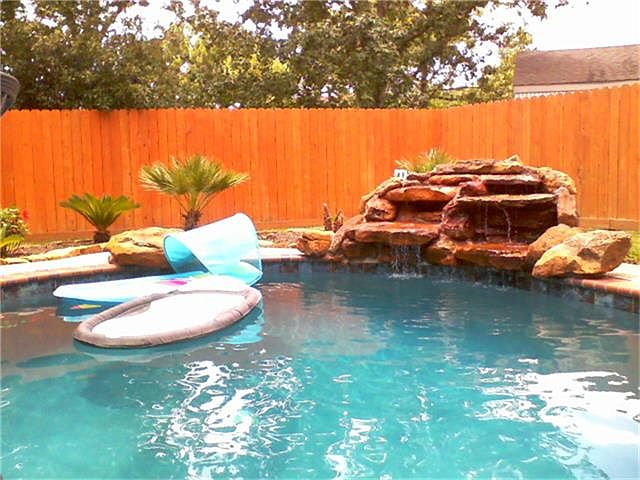 1st image of 18310 Wild Willow Ln