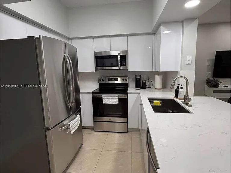 3105 NE 184th St #7102 — Photo 8