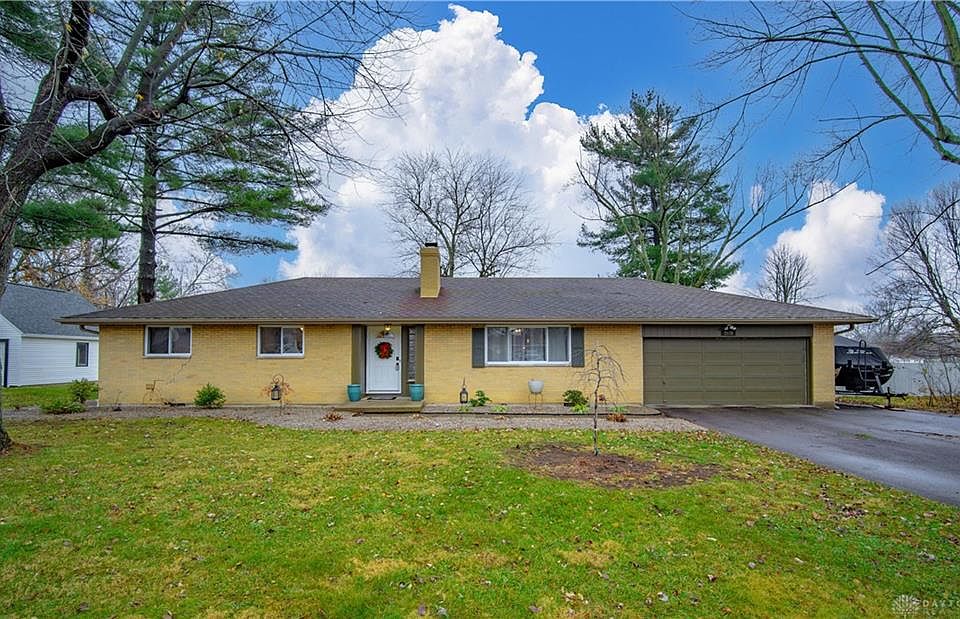 1st image of 2110 Oxmoor Dr