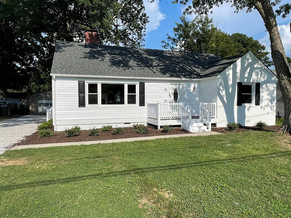 1st image of 705 Jackson Dr