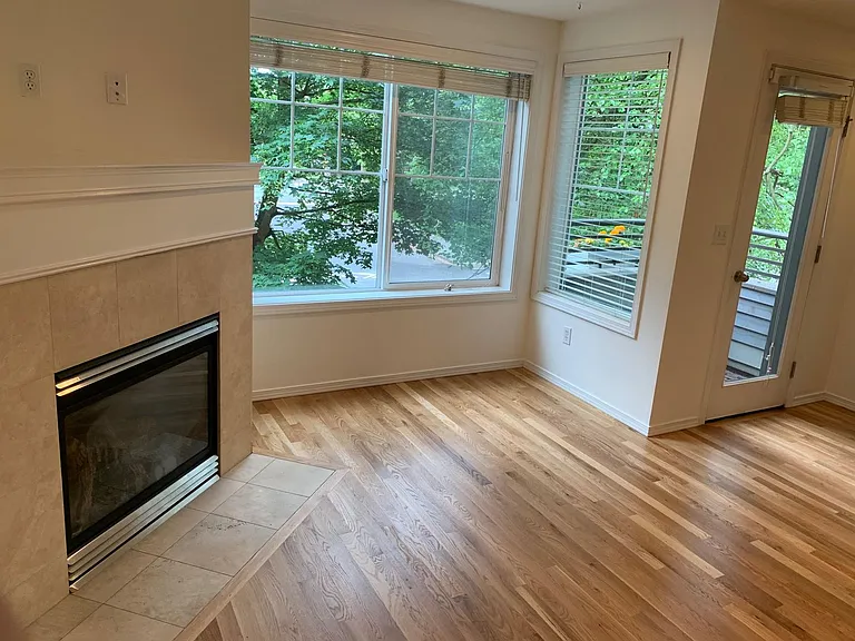 443 NE Ravenna Blvd #C — Photo 10