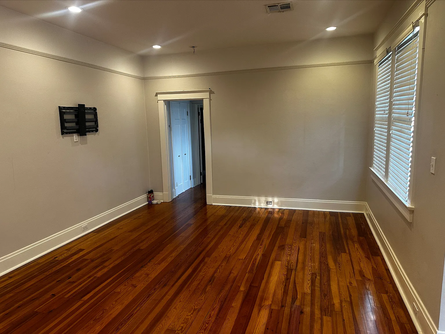 1 bed, 800 sqft, $1,650 — Photo 3