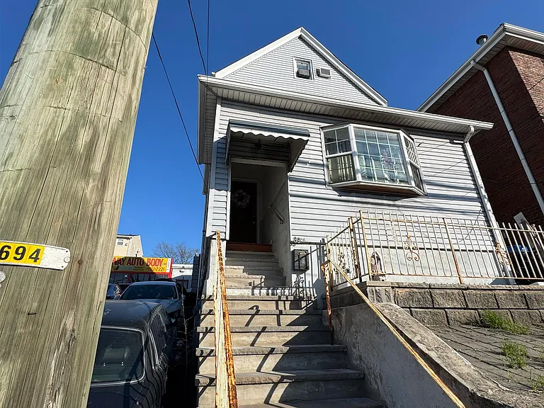 8906 Tonnelle Ave — Photo 1