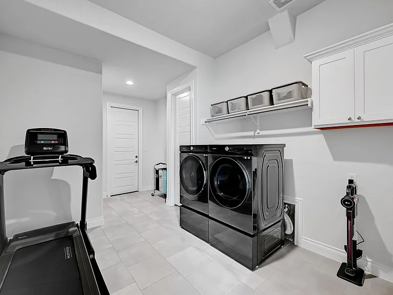 4809 Serene Hills Dr — Photo 29