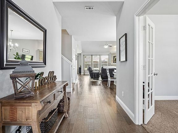 5th image of 4424 Overbrook Dr