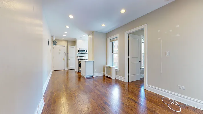 Rented by Bond New York | media 2