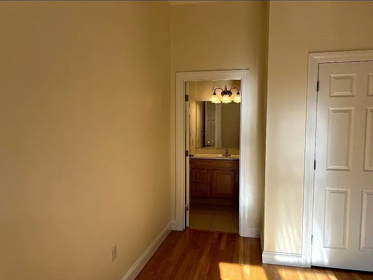 207 John Scott Blvd #B — Photo 14
