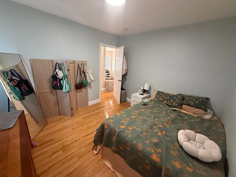 42 Ashland St #1F — Photo 18