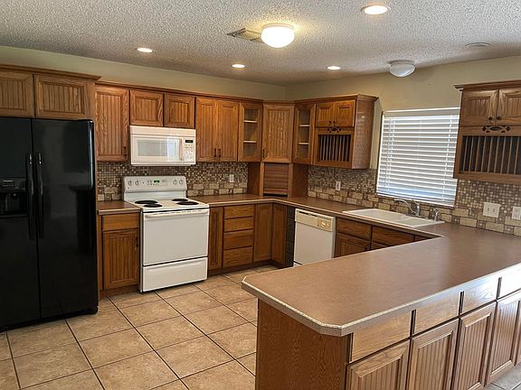 2nd image of 4227 Stonefield Dr