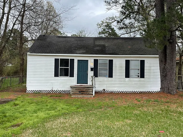 7131 Suntan St — Photo 2