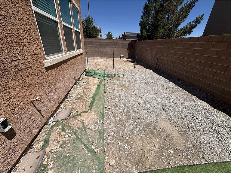 9304 Polwarth Ct — Photo 60