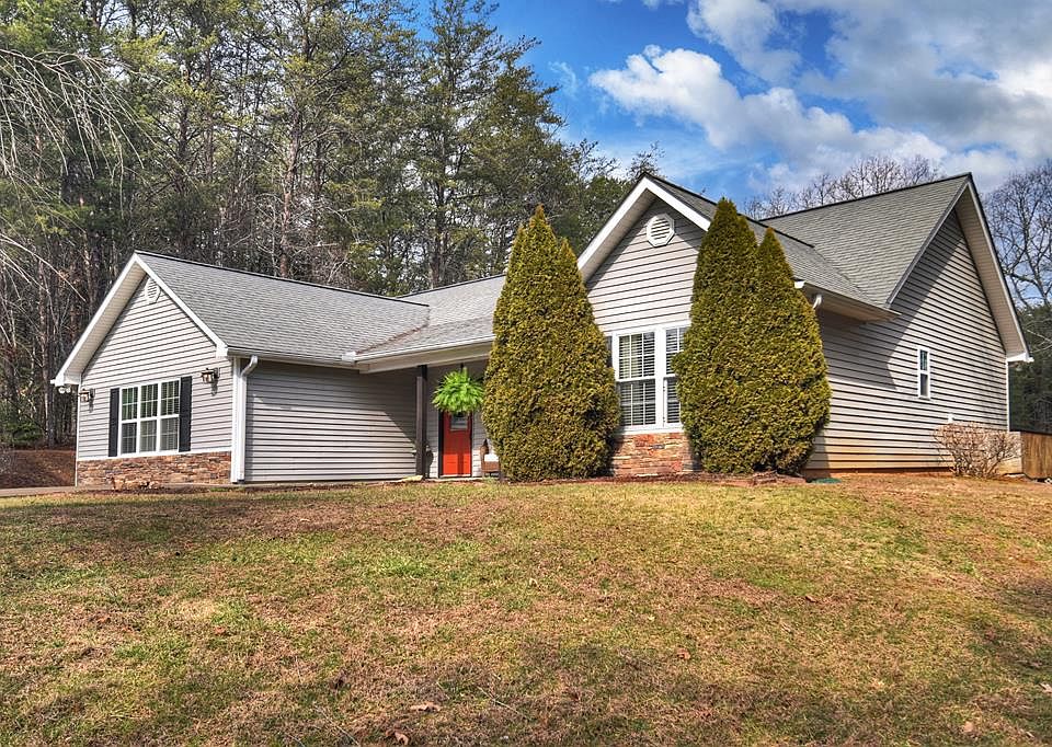 1st image of 58 Autumn Ridge Dr