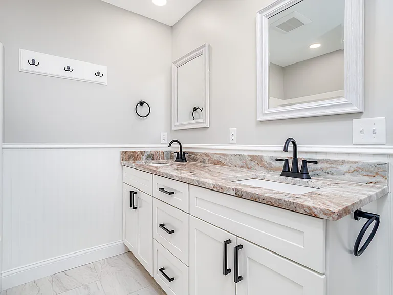 27 Milton St #1 — Photo 22