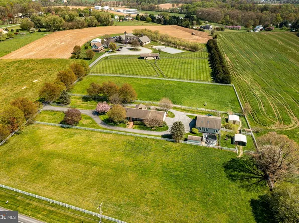 10 Webster Ln, Oxford, PA 19363