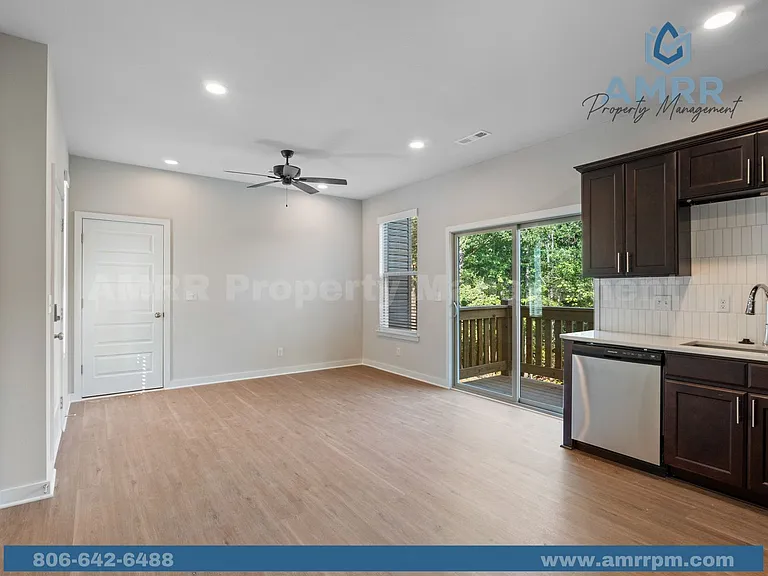 13 Carrick Dr — Photo 9