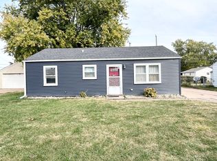 2014 W 68th St, Davenport, IA 52806