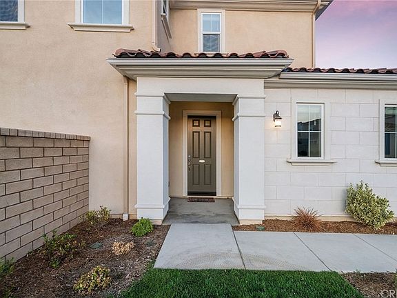 3rd image of 24193 Paseo Del Rancho Dr