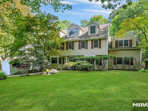 76 Briarwood Avenue, Norwood, NJ 07648