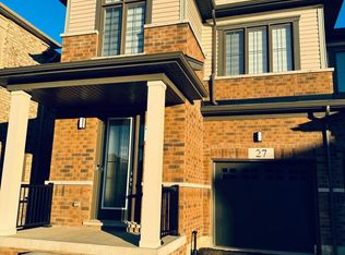 15 Blacklock St #27, Cambridge, ON N1S 0E2