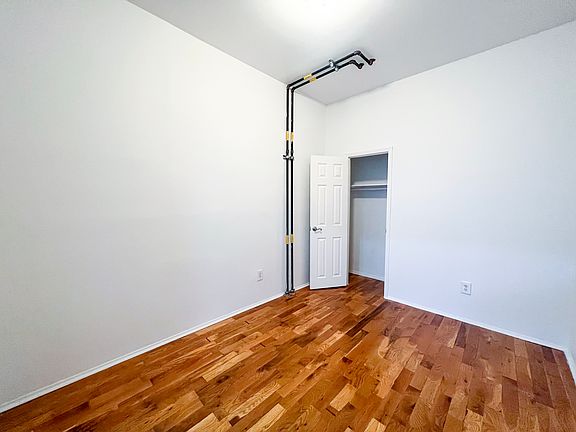 4th image of 395 Jefferson Ave APT 2B