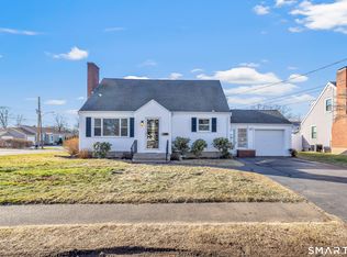 140 Shawmut Avenue, North Haven, CT 06473