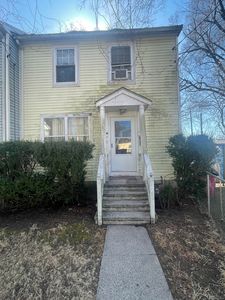 82 Arch Street, New Haven, CT, 06519