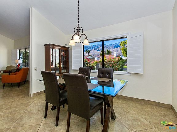 5th image of 544 E Sunshine Cir