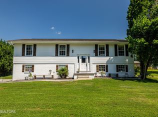 2109 Blockhouse Rd, Maryville, TN 37803