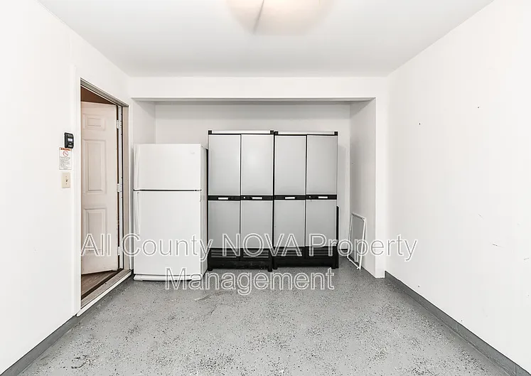 6006 Kelsey Ct — Photo 27