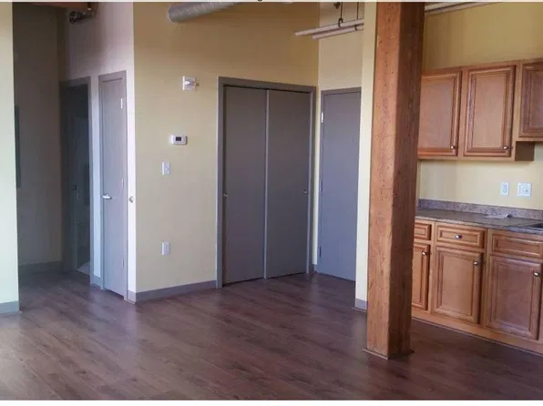146 Court St #405, Brockton, MA 02301