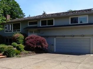 17880 Monticello Dr, Gladstone, OR 97027