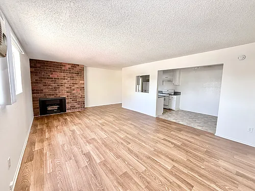 8720 Burnet Ave #21 Photo 1 8720 Burnet Ave #21 Photo 1