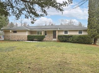 N5907 Aspen DRIVE, Burlington, WI 53105