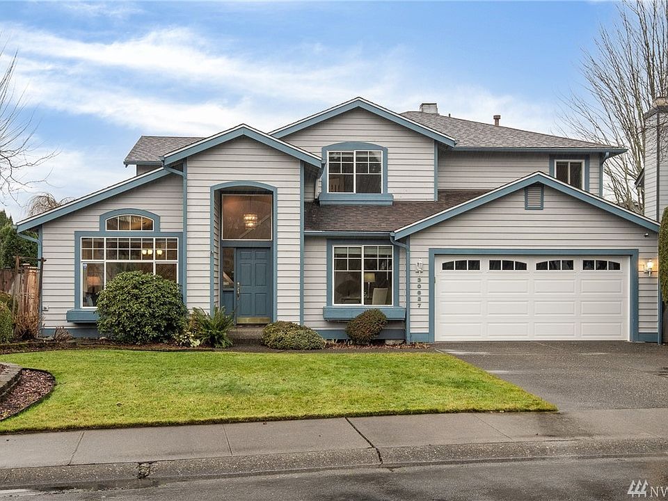 Welcome home to Rainier Shadows!