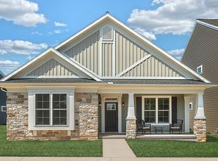 325 Home Towne Blvd, Ephrata, PA 17522