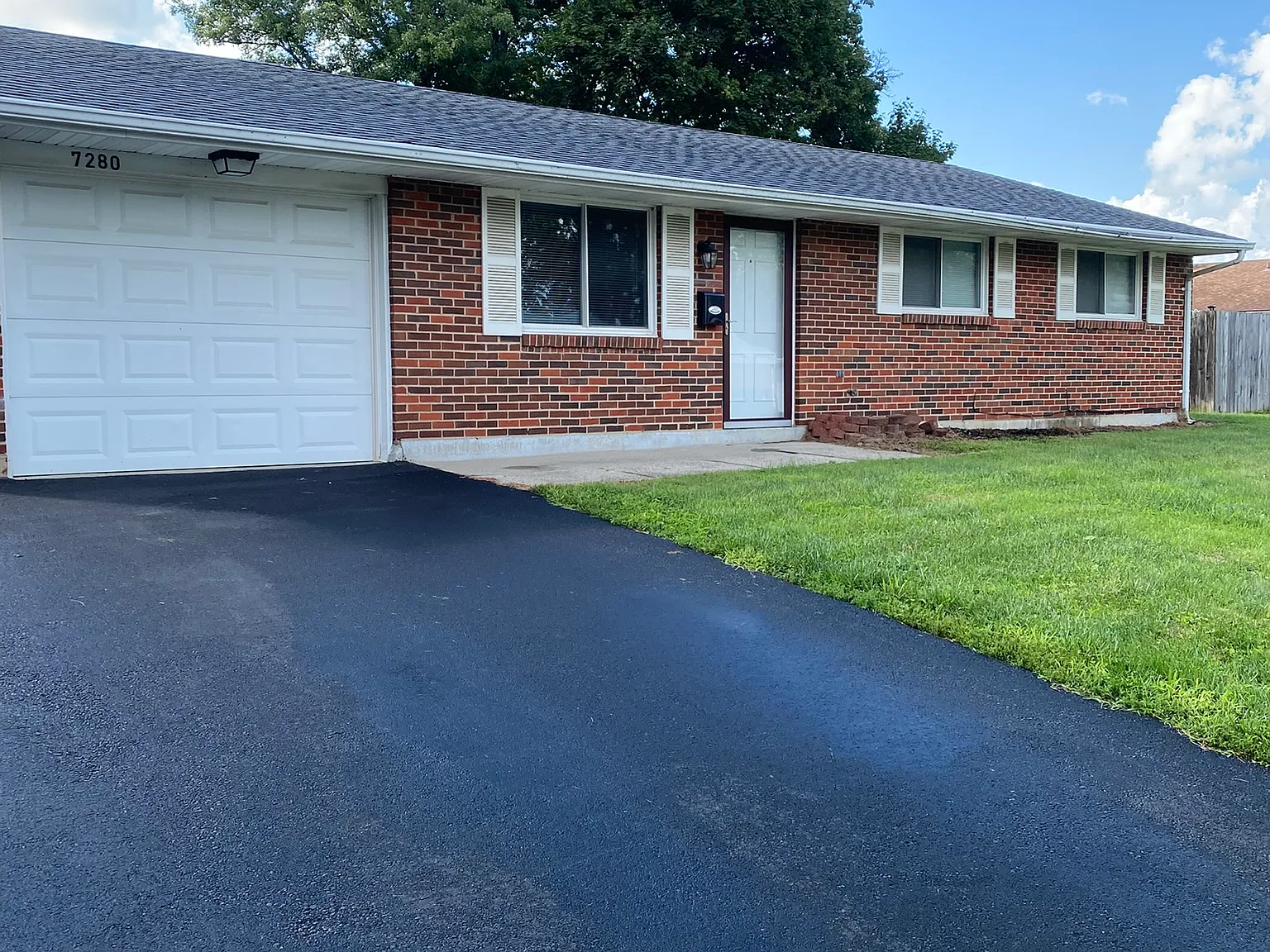 3 bed, 999 sqft, $1,200 — Photo 1