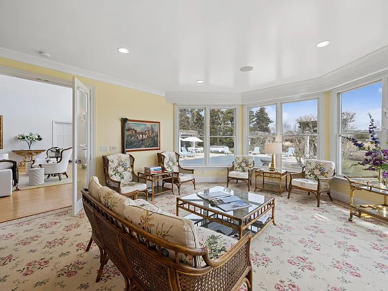 145 Olivers Cove Ln — Photo 16