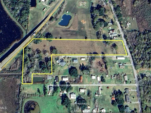 1 Keno Rd, Abbeville, LA 70510