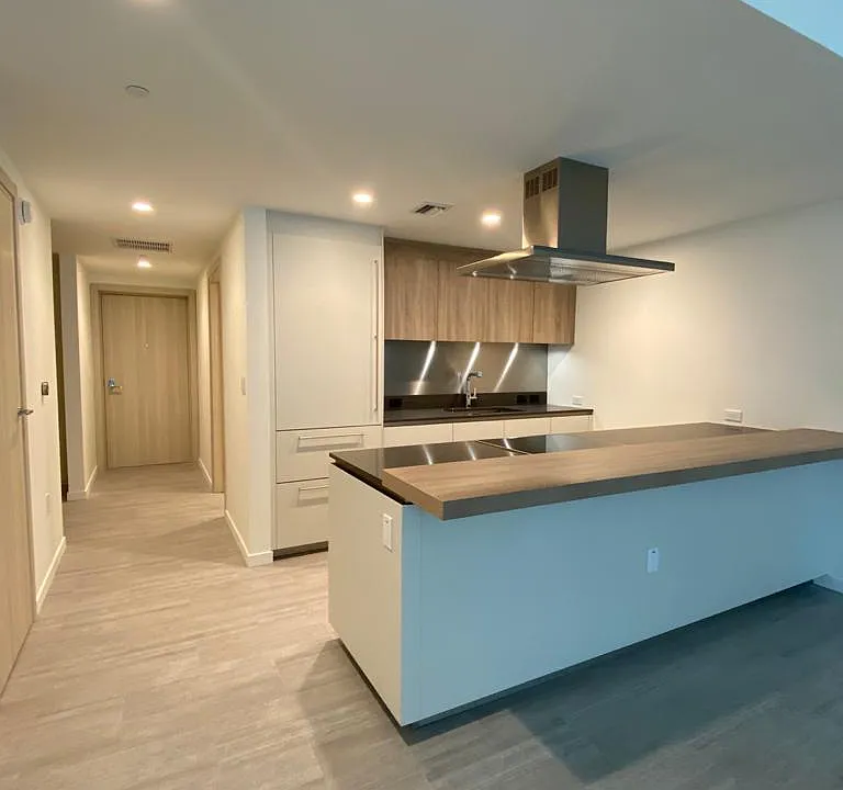 1000 Brickell Plz #26001