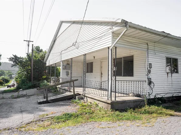 703 Jack Roush Way, Manchester, OH 45144