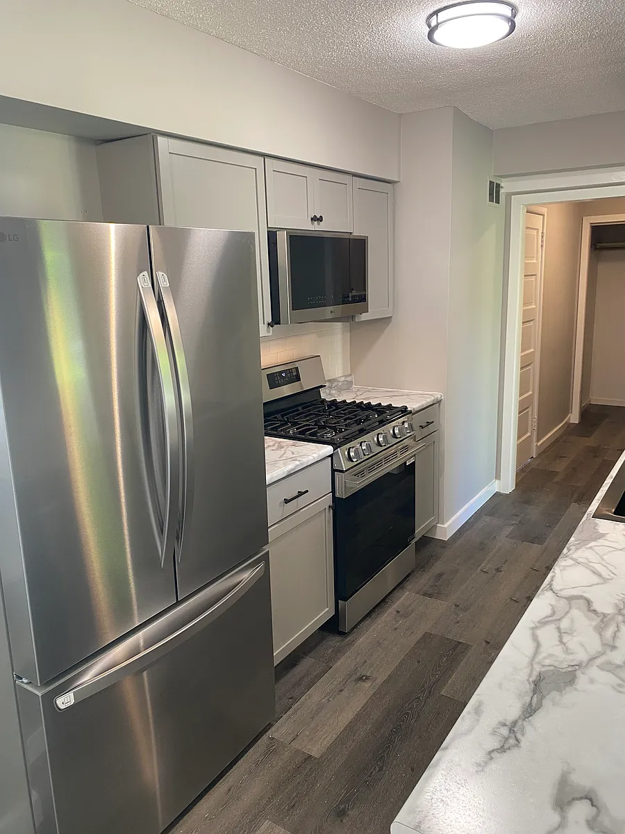 Kitchen - 2924 Major Ave N