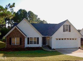 965 Harbins View Dr, Dacula, GA 30019