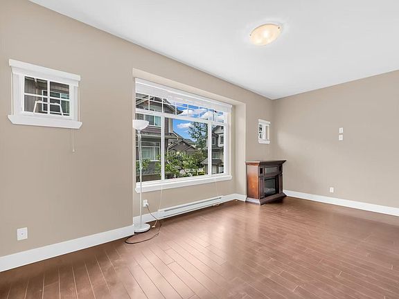 2nd image of 15933 86a Ave